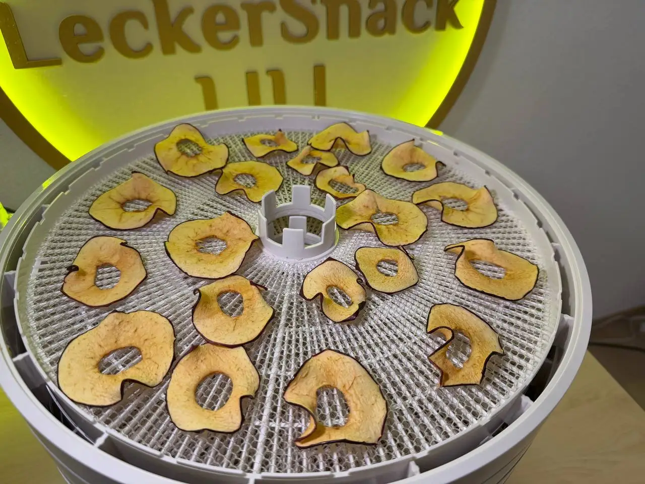apfel-chips-herstellung-doerrgeraet-leckersnack-lili